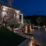 Villa Melissia Luxury *