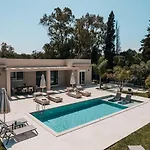 Melissia Luxury