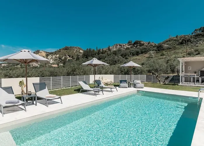 Melissia Luxury *