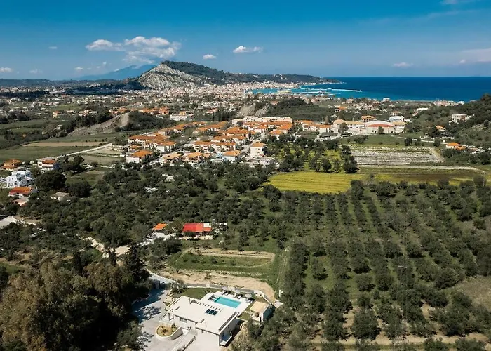 Melissia Luxury * Kalamákion