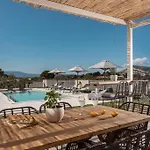Melissia Luxury * Kalamákion