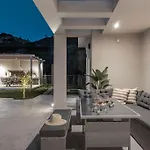 Melissia Luxury * Kalamákion