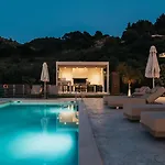 Melissia Luxury