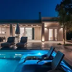 Melissia Luxury * Kalamákion