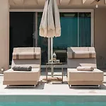 Melissia Luxury *