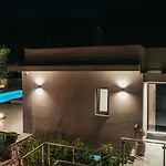Melissia Luxury Villa *