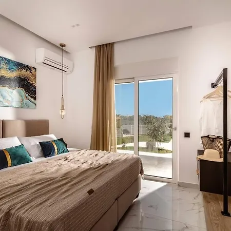Melissia Luxury