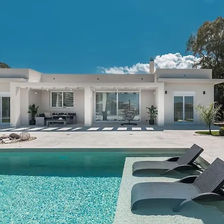 Melissia Luxury Καλαμάκι