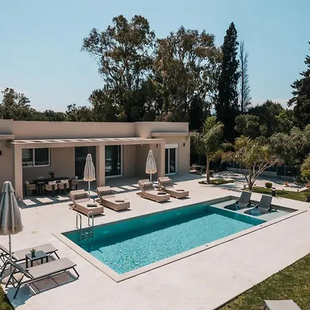 Melissia Luxury